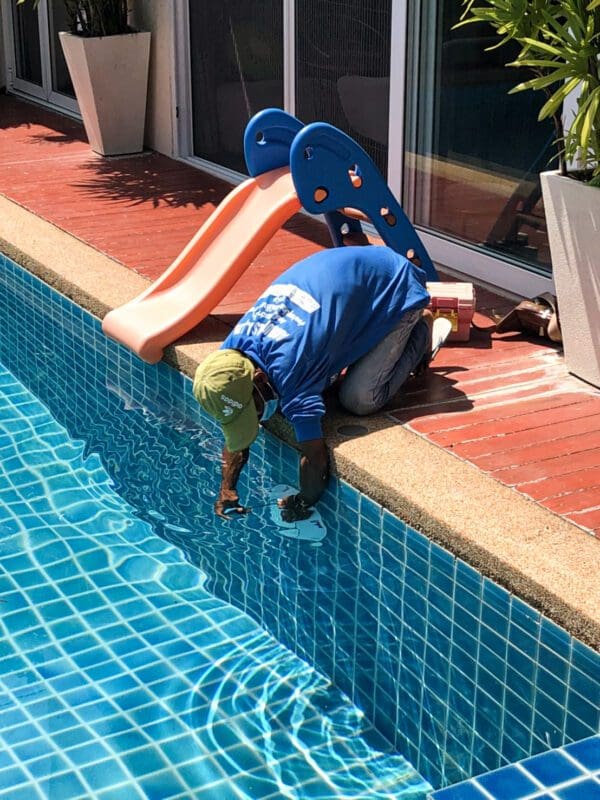 ซ่อมไฟสระ